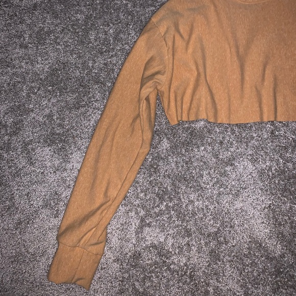 Win Win Dark Yellow Crop Top Sweatshirt size L & S - Picture 7 of 14